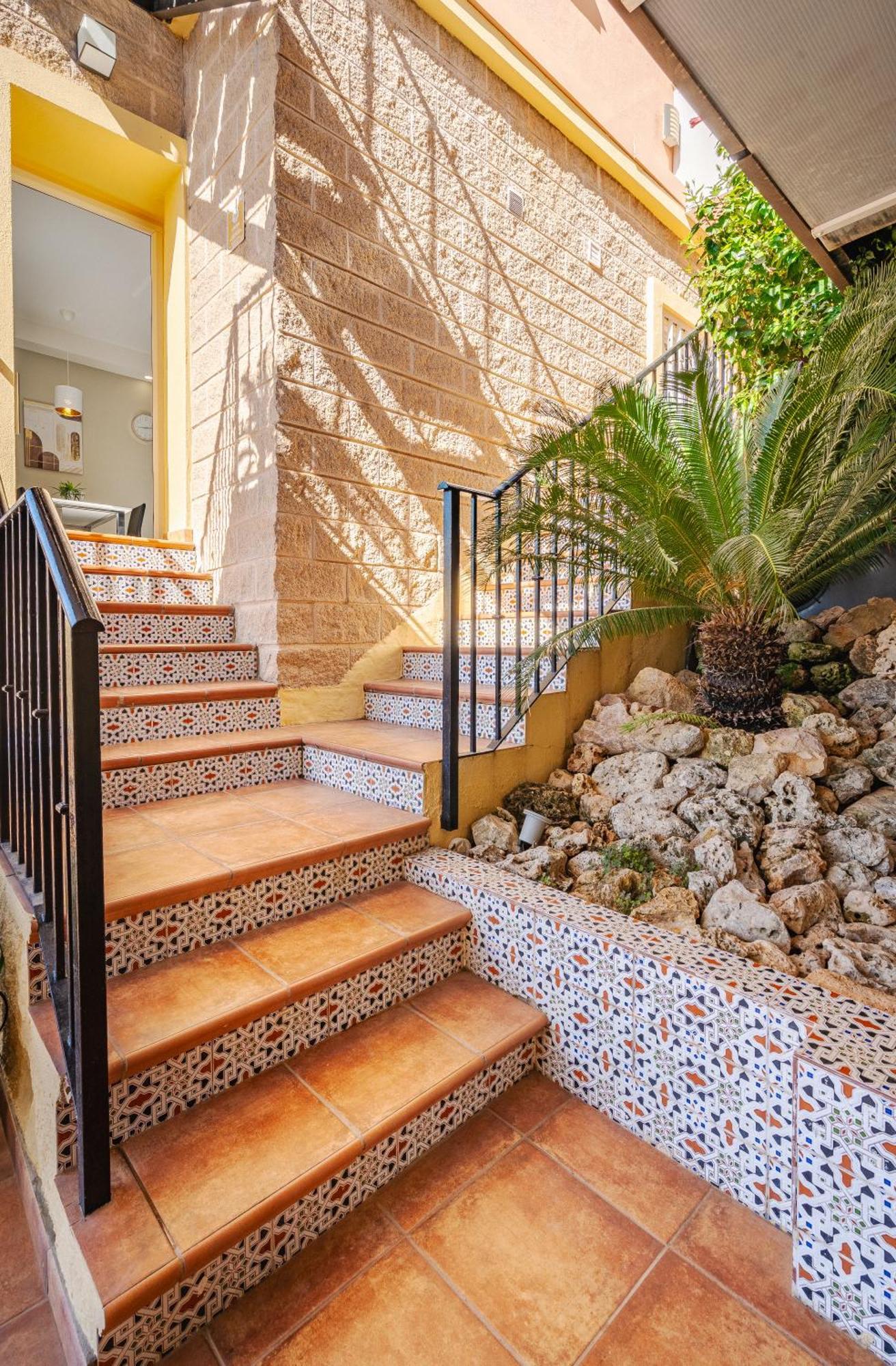 Private Luxurious Hillside Villa With Pool & Sea Views For 8 To 10 Ppl 푸엔히롤라 외부 사진