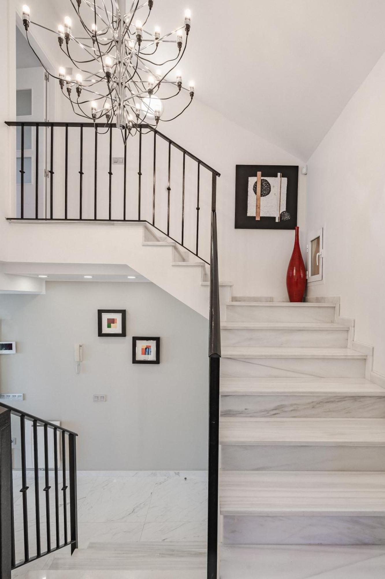 Private Luxurious Hillside Villa With Pool & Sea Views For 8 To 10 Ppl 푸엔히롤라 외부 사진