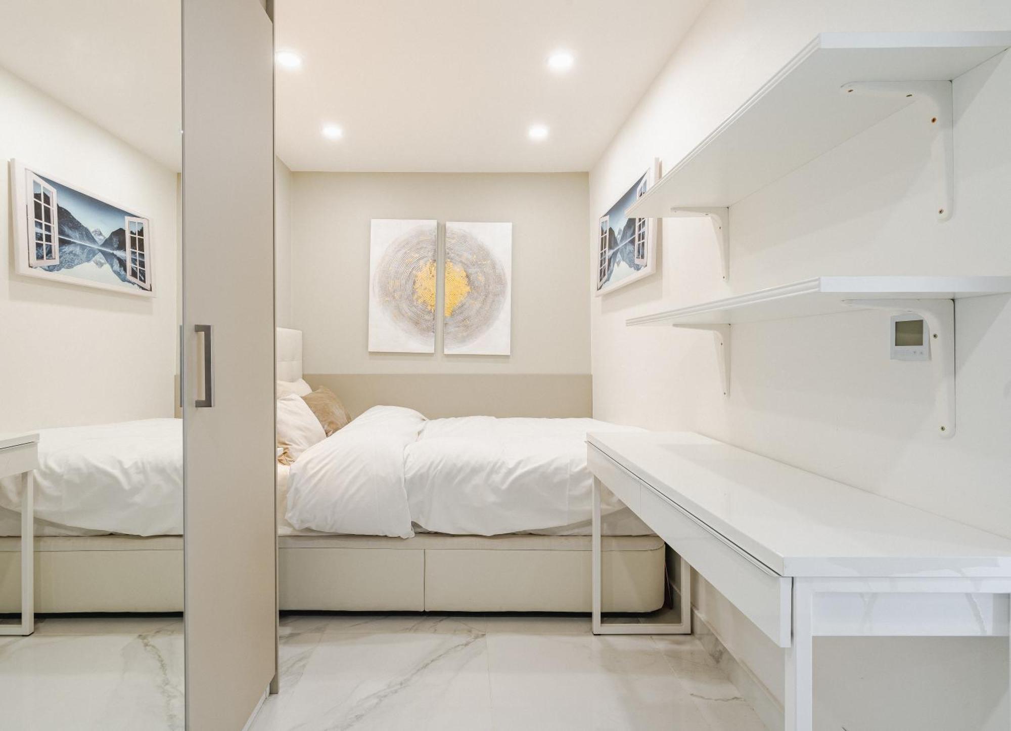 Private Luxurious Hillside Villa With Pool & Sea Views For 8 To 10 Ppl 푸엔히롤라 외부 사진
